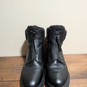 Black Leather Ankle Boots with Fur Lining
